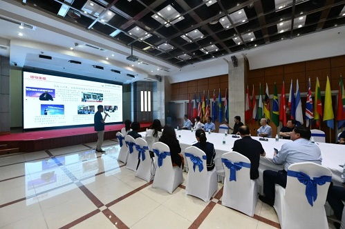 朝陽區政協圍繞 打造國際化營商環境建設標桿區 開展專題調研